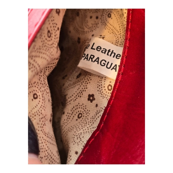 Red Tooled Leather Crossbody Handbag - Picture 15 of 15